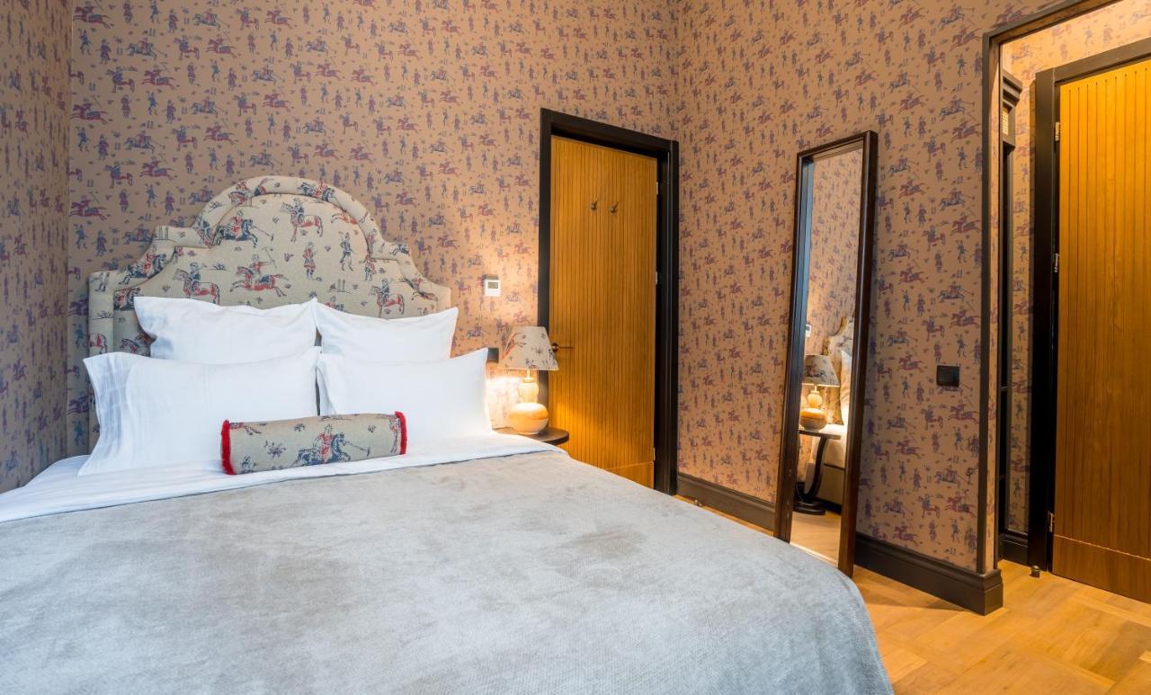 Communal Hotel Кутаїсі Екстер'єр фото