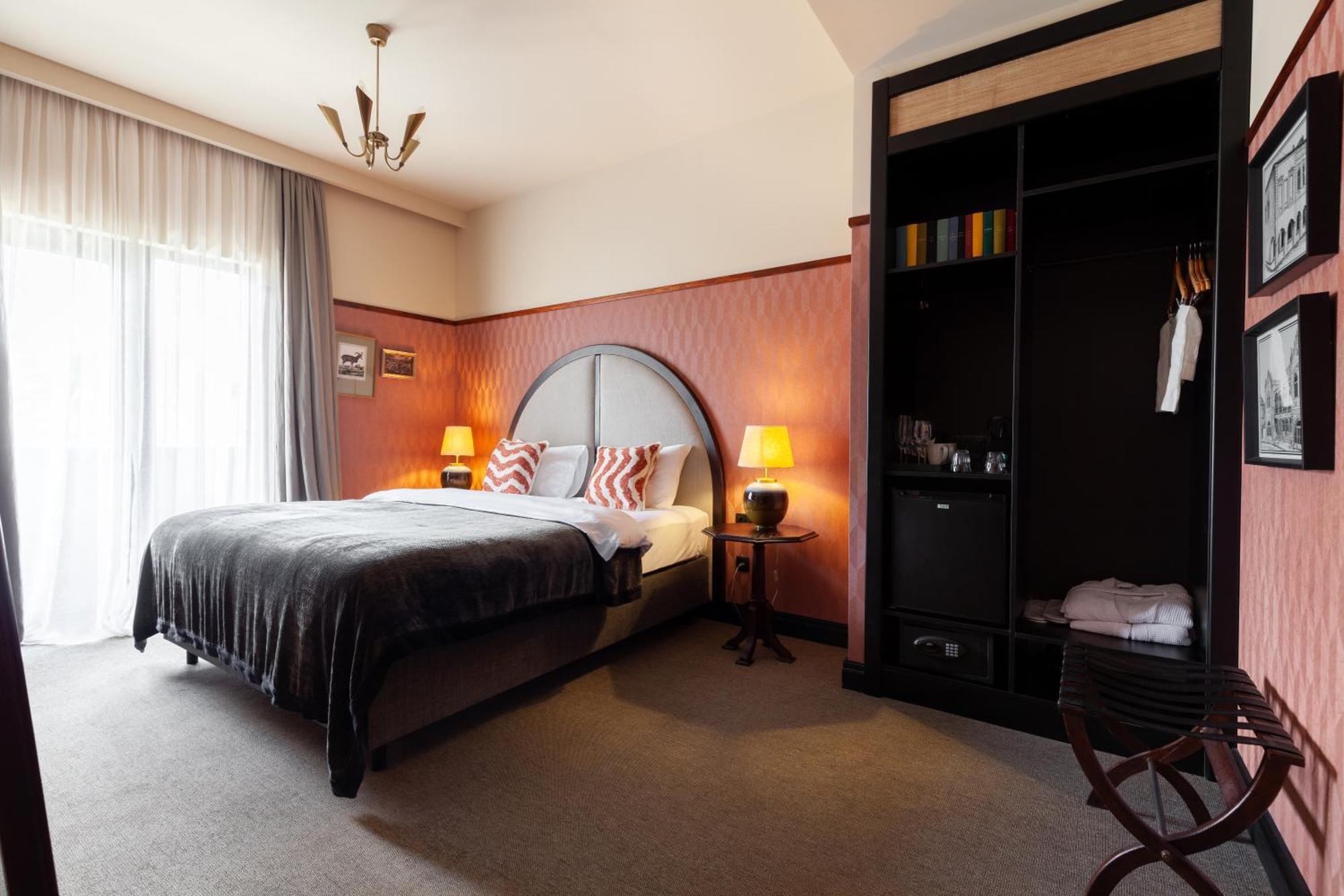 Communal Hotel Кутаїсі Екстер'єр фото