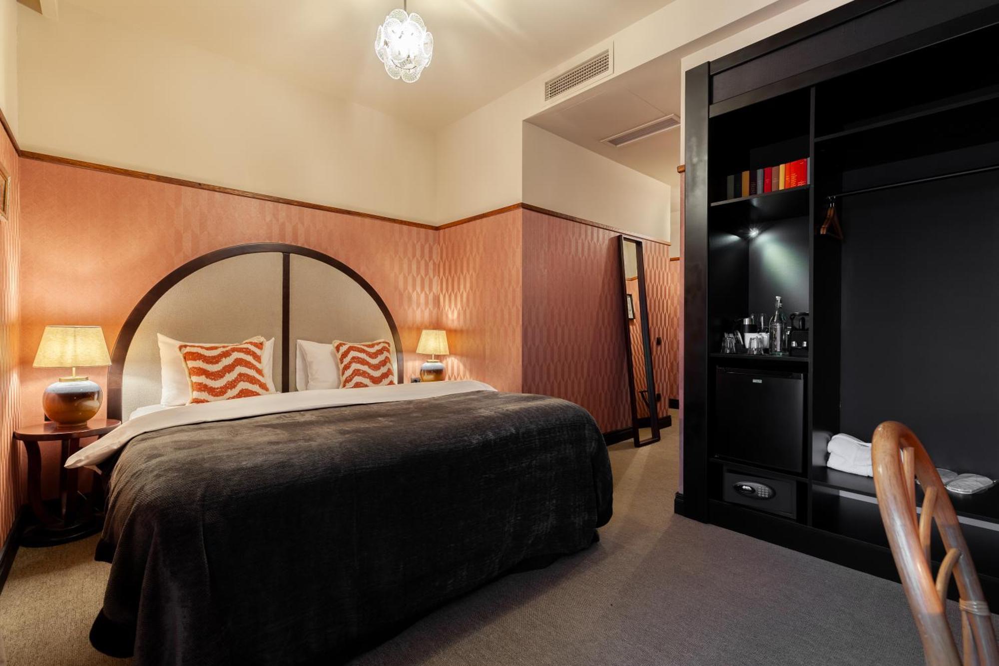 Communal Hotel Кутаїсі Екстер'єр фото
