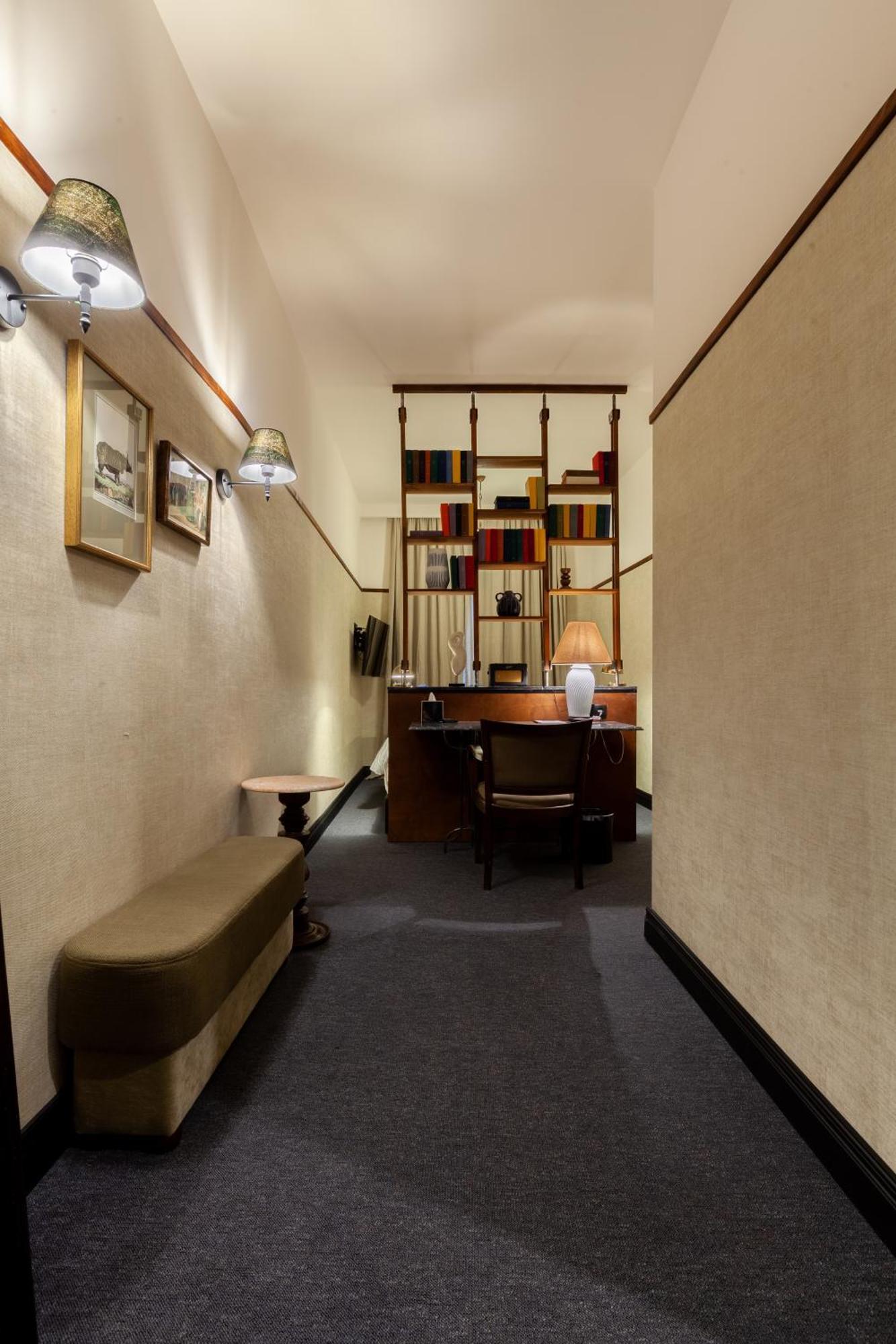 Communal Hotel Кутаїсі Екстер'єр фото